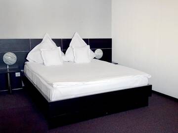Фотографии Отель Prince Hotel г. Меркуря-Чук (Румыния) №2 Фото Отель Prince Hotel г. Меркуря-Чук 2