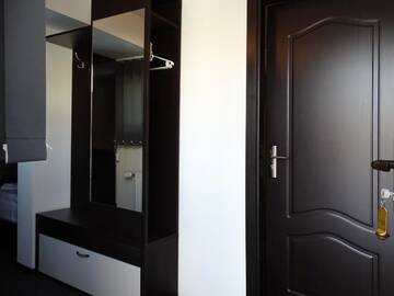 Фото номера Четырехместный номер Отель Prince Hotel г. Меркуря-Чук 5