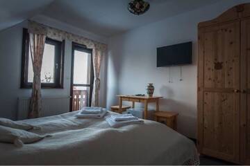 Фото Гостевой дом White Dove Pension г. Меркуря-Чук 4