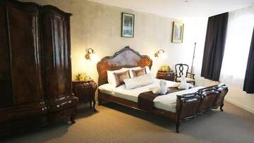 Фото номера Номер Делюкс с кроватью размера «king-size» Отель Csíki Boutique House г. Меркуря-Чук 4