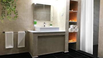 Фото номера Семейный номер Делюкс Отель Csíki Boutique House г. Меркуря-Чук 3